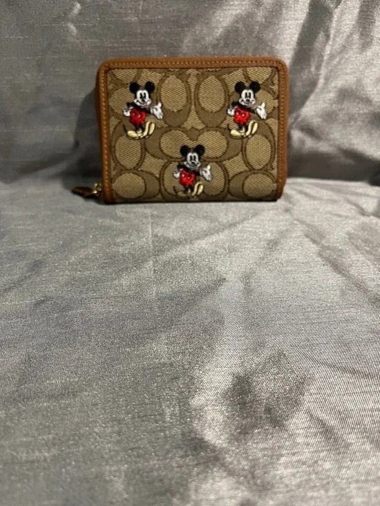 MM x Coach Wallet - Picture 1 of 7
